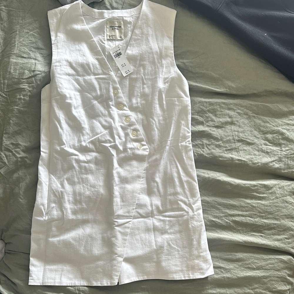 Abercrombie & Fitch White Linen Sleeveless Top